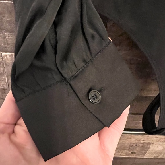 Sincerely Jules NWT Black Deep Plunge Neckline Long Sleeve Bodysuit Size Medium - Picture 5 of 5